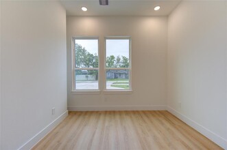 4029 Knoxville St-Unit -A in Houston, TX - Building Photo - Building Photo