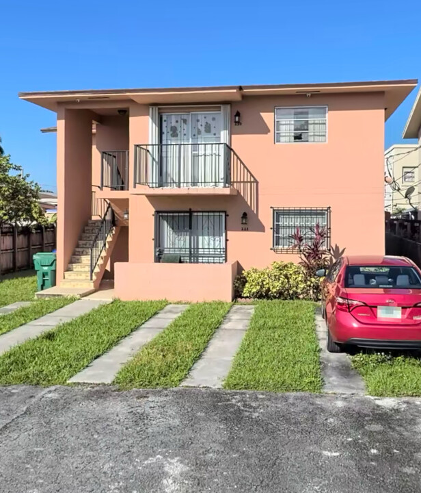 228 SW 36th Ave in Miami, FL - Building Photo