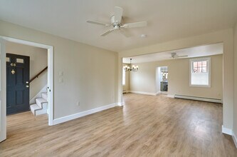 68 South St in Rollinsford, NH - Building Photo - Building Photo