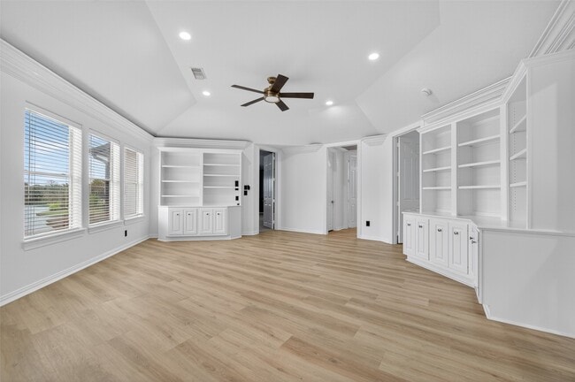 property at 2019 Bendstone Cir