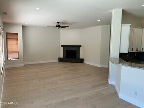 4303 E Hamblin Dr in Phoenix, AZ - Building Photo - Building Photo