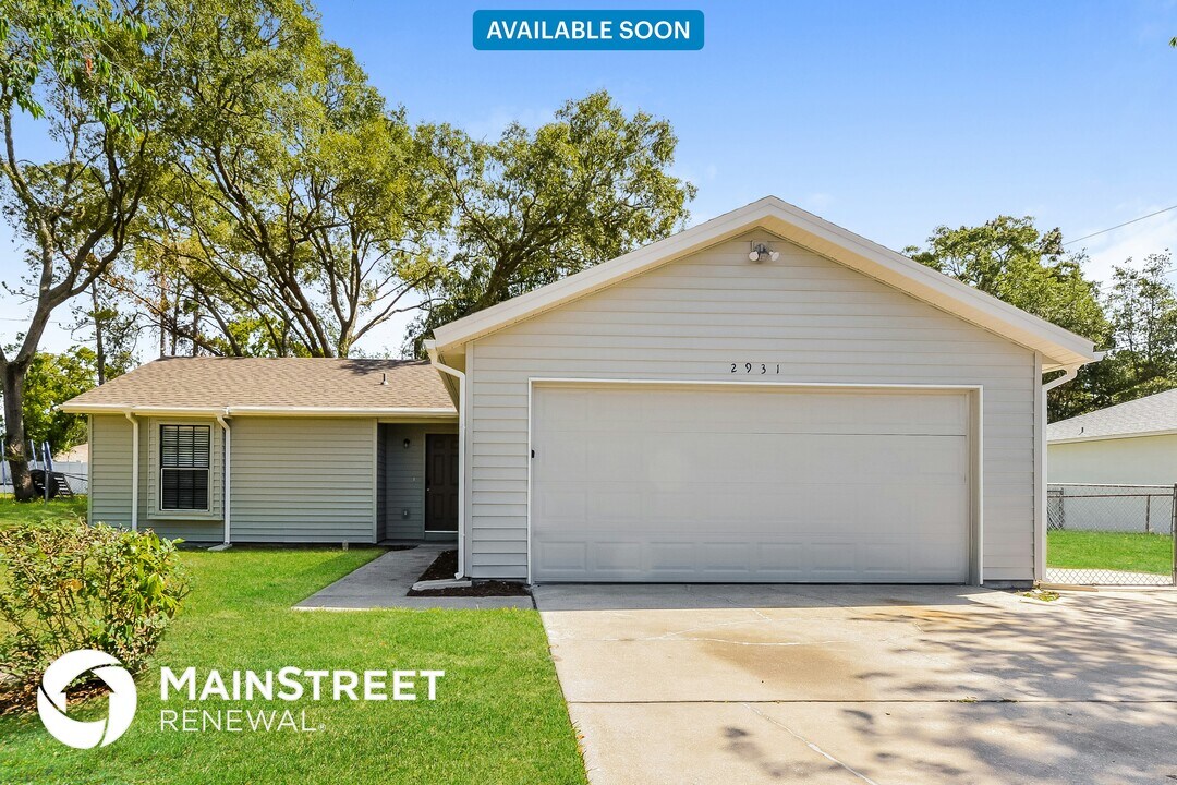 2931 Surf Dr in Deltona, FL - Building Photo