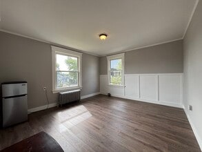 191 Stiles St, Unit 8 in Elizabeth, NJ - Building Photo - Building Photo