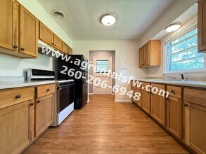 4620 Taylor St in Fort Wayne, IN - Building Photo - Building Photo