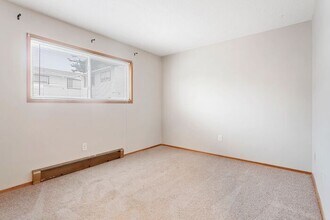 845 NE 55th Ave in Portland, OR - Building Photo - Building Photo