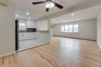 263 Palisade Ave in Cliffside Park, NJ - Building Photo - Building Photo