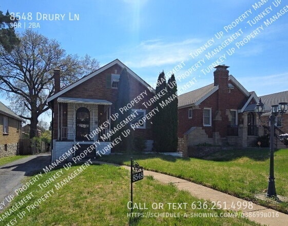 8548 Drury Ln in St. Louis, MO - Building Photo - Building Photo