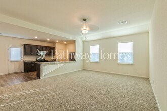 10805 Copper Hills Ln in Fort Worth, TX - Building Photo - Building Photo