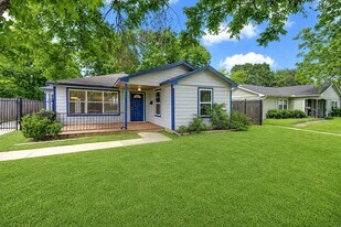 4735 Marietta Ln in Houston, TX - Building Photo