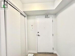 1407 Creekway Private in Ottawa, ON - Building Photo - Building Photo