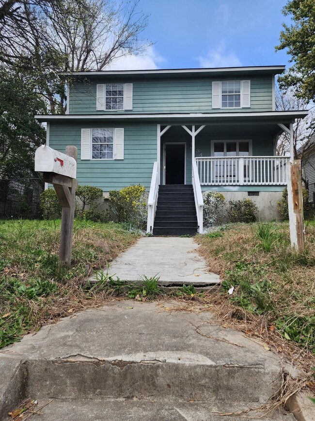 property at 1347 Jackson St