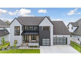 6297 Yuma Ln N in Maple Grove, MN - Building Photo