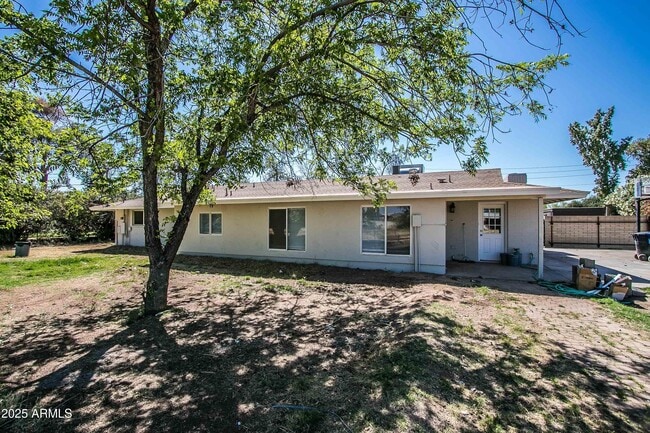 1905 S Old Greenfield Rd in Mesa, AZ - Foto de edificio - Building Photo