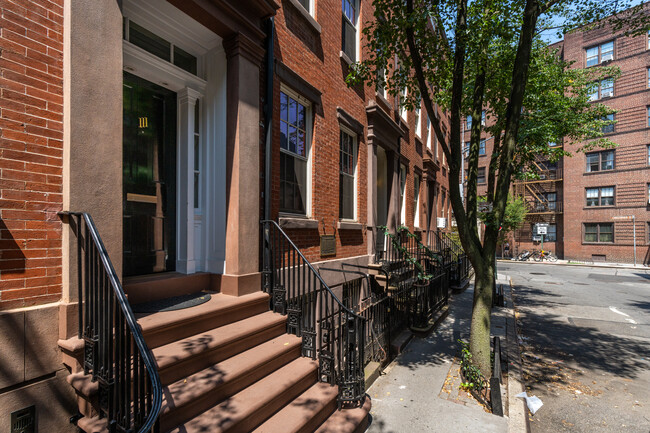 111 Bedford Avenue in New York, NY - Building Photo - Building Photo