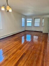 95 Spring St in Cranston, RI - Building Photo - Building Photo