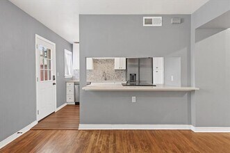 6341 Bordeaux Ave in Dallas, TX - Building Photo - Building Photo