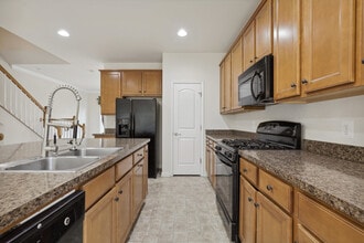 25485 Feltre Ter in Chantilly, VA - Building Photo - Building Photo
