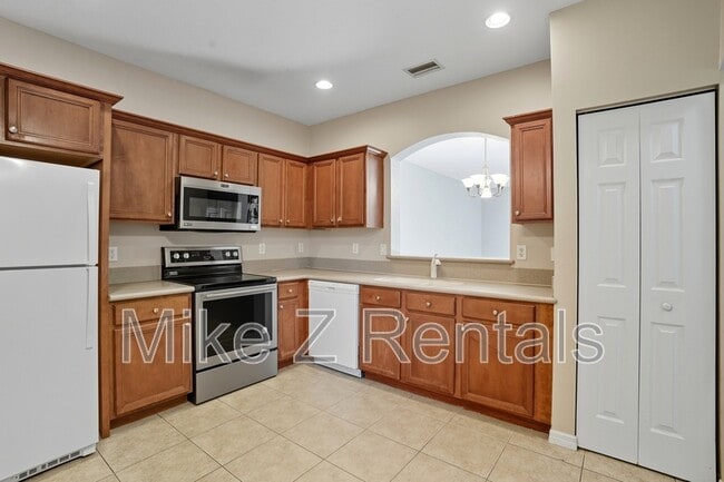 3383 Antica St in Ft. Myers, FL - Foto de edificio - Building Photo