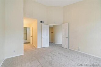 12260 Corte Sabio-Unit -5306 in San Diego, CA - Building Photo - Building Photo