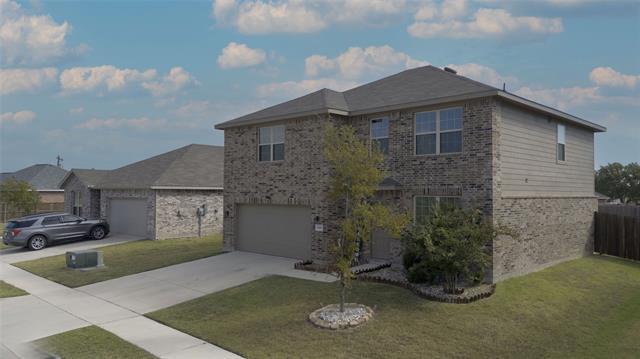 1305 Benwick Dr in Van Alstyne, TX - Building Photo - Building Photo