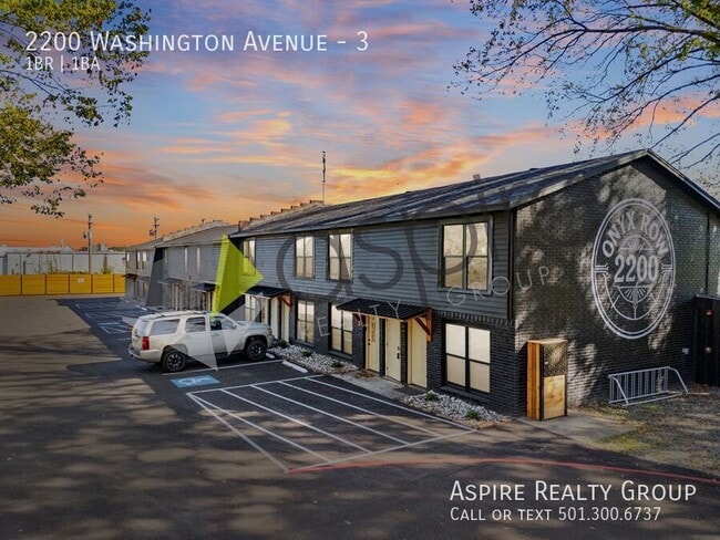 2200 Washington Ave in Conway, AR - Building Photo - Building Photo