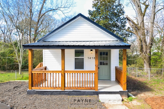 property at 1418 Branch St