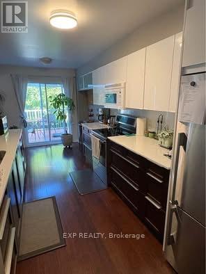 37 Tobermory Crescent in Ottawa, ON - Building Photo - Building Photo