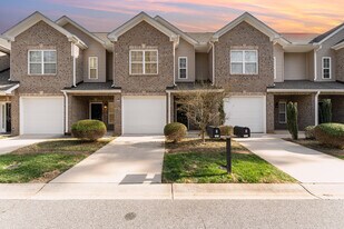 1915 Fleming Rd in Greensboro, NC - Building Photo