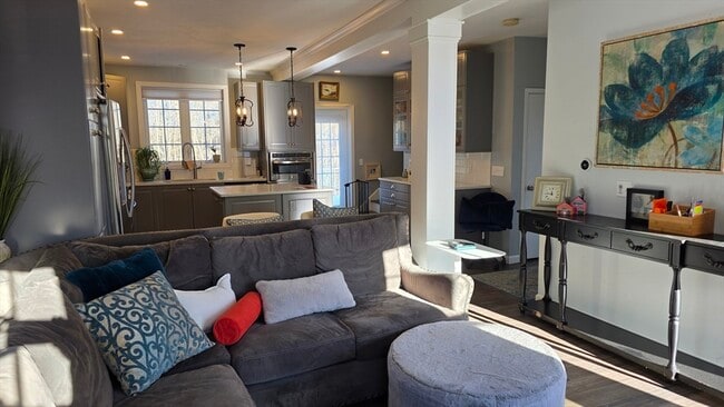 533 Prospect St in West Boylston, MA - Building Photo - Building Photo