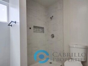 401 Idaho Ave in Escondido, CA - Building Photo - Building Photo
