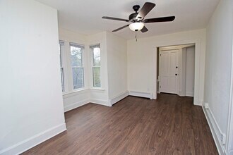 867 Central Ave W, Unit 2 in St. Paul, MN - Foto de edificio - Building Photo