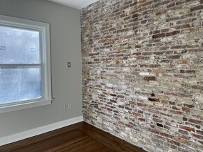 731 Cambridge St, Unit 2 in Boston, MA - Building Photo - Building Photo