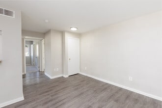 The Grove in Newport News, VA - Building Photo - Interior Photo