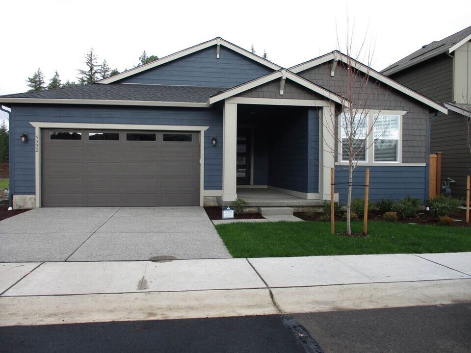 5332 Thornhill Ave SW in Port Orchard, WA - Building Photo
