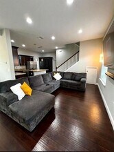 1704 N Shore Terrace, Unit 2 in Orlando, FL - Building Photo - Building Photo