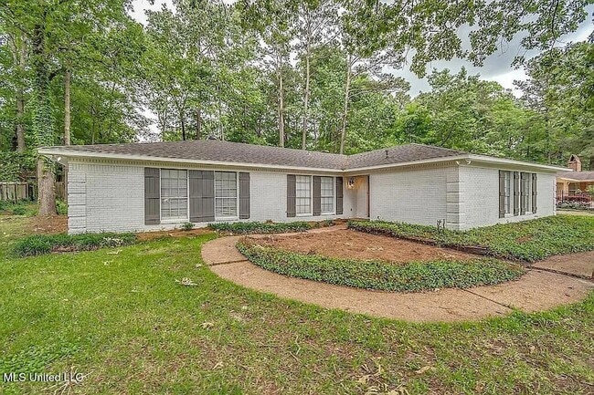 property at 132 Whippoorwill Rd