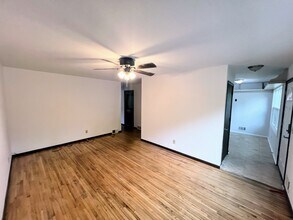 4651 Manchester Rd in Mound, MN - Building Photo - Building Photo