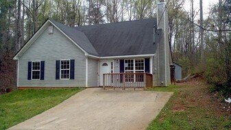6510 Old Still Trail in Gainesville, GA - Building Photo