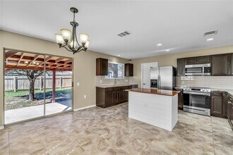 4606 Mellow Hollow Dr in Austin, TX - Building Photo - Building Photo