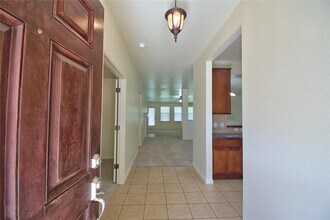 7749 Squirrel Hollow Dr in Georgetown, TX - Building Photo - Building Photo