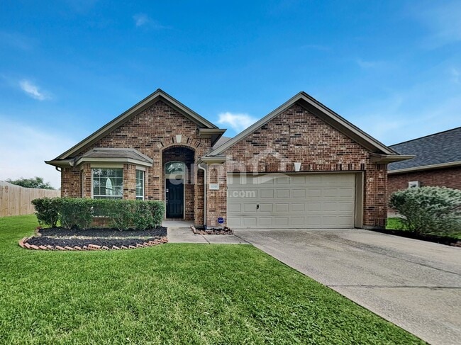 property at 5018 Beechknoll Ln