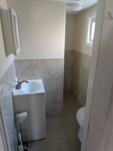 30 Bridge St in Montville, CT - Building Photo - Building Photo