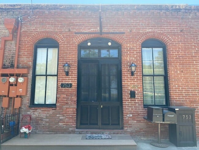 property at 753 Main St