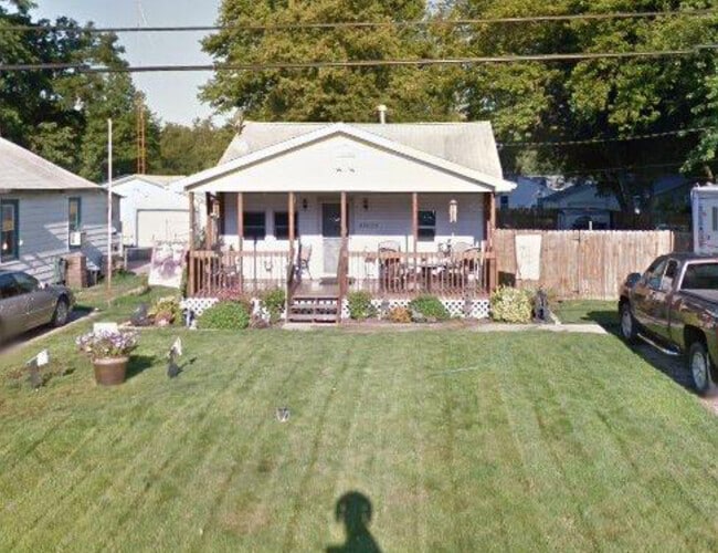 property at 57025 Greenlawn Ave