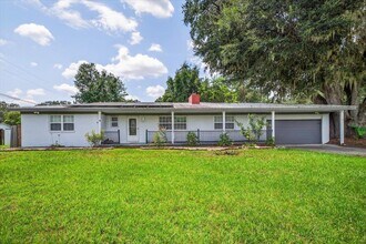 4214 Woodcrest St in Tallahassee, FL - Building Photo - Building Photo