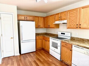 2134 Cindy Creek Ln in Charlotte, NC - Building Photo - Building Photo