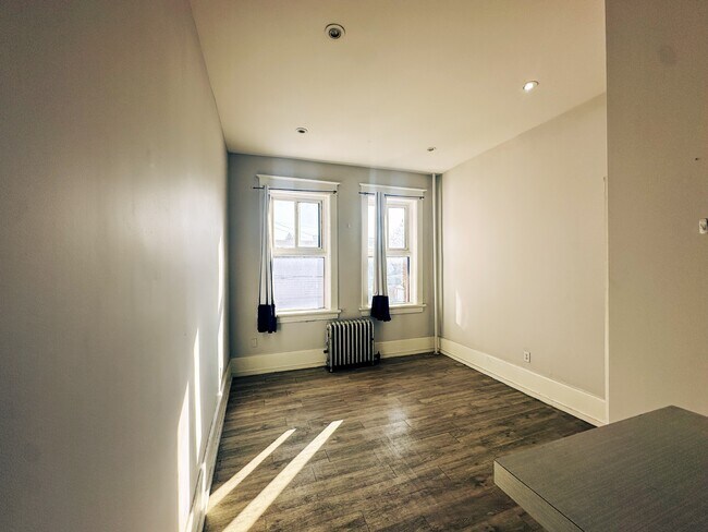 810 Beverley St in Winnipeg, MB - Building Photo - Building Photo