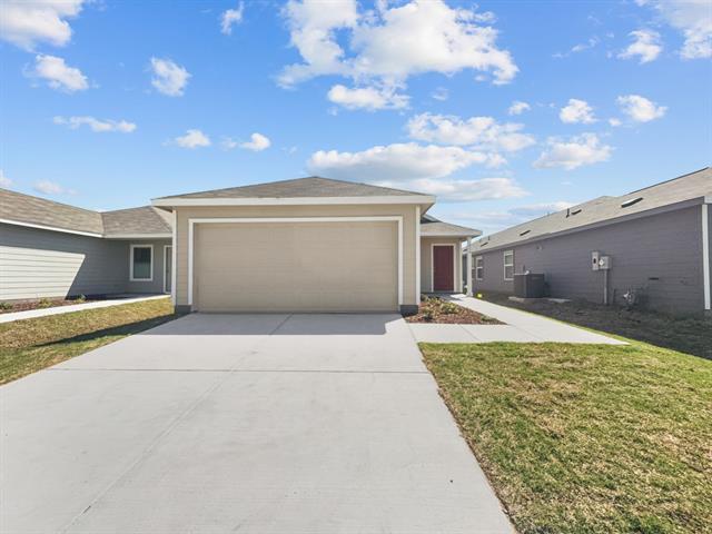 819 Madrono Dr in Princeton, TX - Building Photo