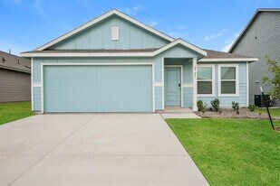 2721 Mistwood Dr in Fort Worth, TX - Building Photo