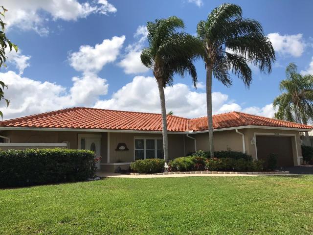 10305 Crosswind Rd in Boca Raton, FL - Building Photo